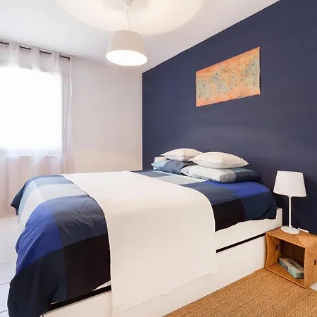 Apartment Appart Patte D Oie, Tramway, Aeroport, Calme. *